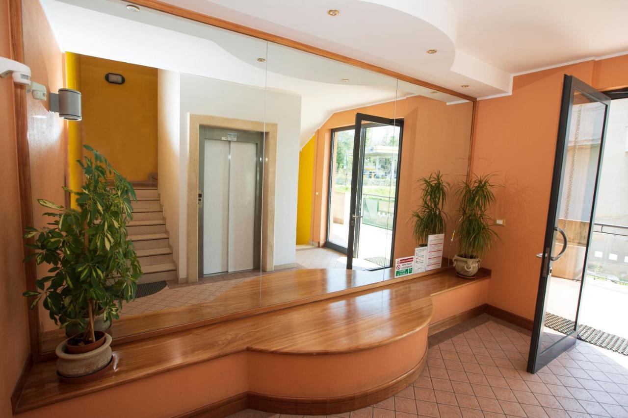 B&B Calima - - Completo Relax Spoltore Bagian luar foto